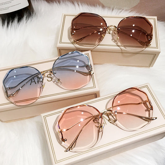 Accessories/ Trimmed Lens Sunglasses